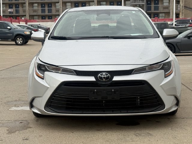 Used 2024 Toyota Corolla LE FWD image 9