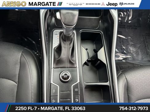 Used 2022 Kia Sorento S FWD image 29