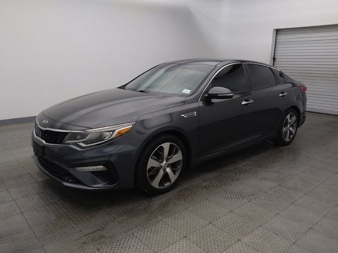 Used 2020 Kia Optima S FWD image 2