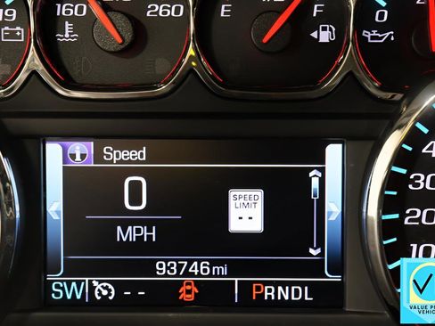 Used 2017 Chevrolet Tahoe LT w/ LT Signature Package image 14