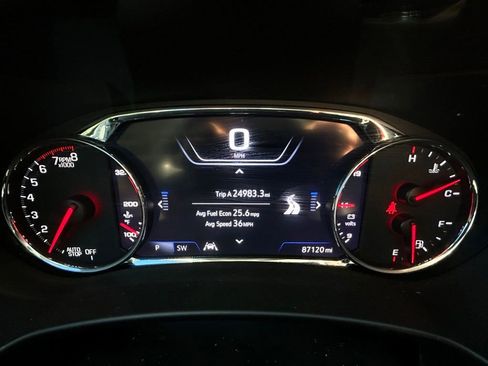 Used 2022 GMC Terrain Denali w/ Denali Premium Package AWD/4WD image 9