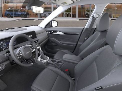 New 2026 Kia Seltos EX FWD image 17