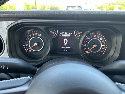 New 2025 Jeep Gladiator Sport image 26