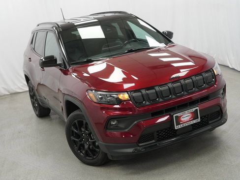 Used 2022 Jeep Compass Latitude w/ Convenience Group AWD/4WD image 10