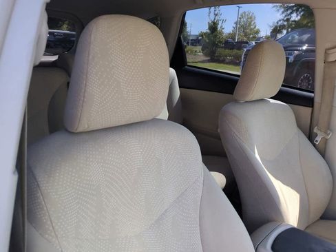 Used 2014 Toyota Prius V Three FWD image 7