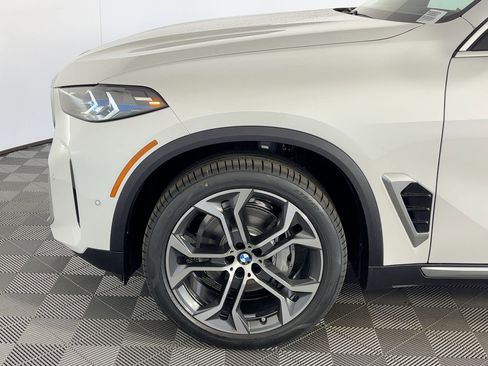 New 2026 BMW X5 sDrive40i w/ Climate Comfort Package image 10