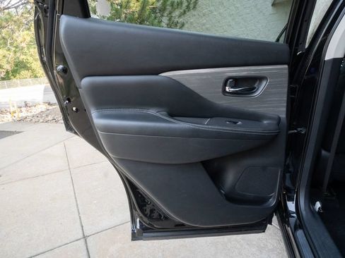 Used 2016 Nissan Murano S w/ Cargo Package AWD/4WD image 15