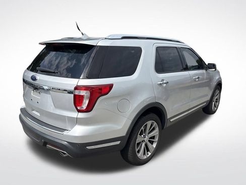 Used 2018 Ford Explorer Limited FWD image 10
