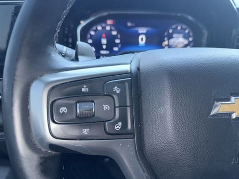 Used 2025 Chevrolet Silverado 1500 LT image 37