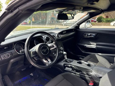 Used 2017 Ford Mustang Convertible w/ Equipment Group 051A RWD image 21