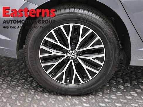 Used 2020 Volkswagen Jetta SE FWD image 30