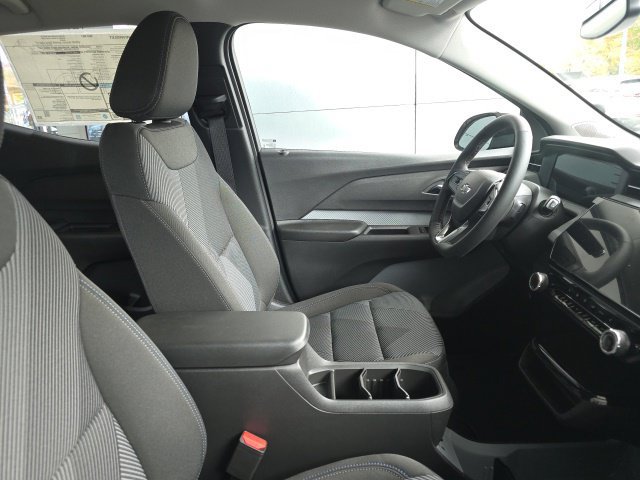 New 2027 Chevrolet Bolt LT w/ Comfort Package FWD image 9