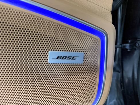 Used 2019 Porsche Panamera RWD image 31