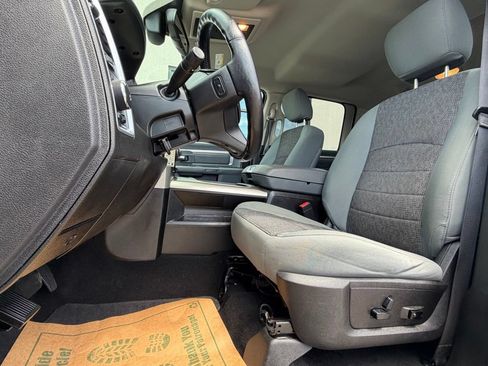 Used 2019 RAM 1500 Warlock AWD/4WD image 9