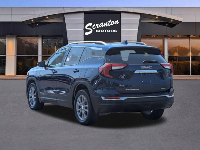 Certified 2022 GMC Terrain SLT w/ LPO, Floor Liner Package AWD/4WD image 3