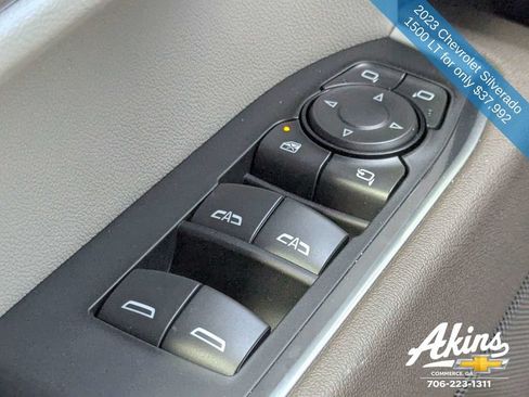 Used 2023 Chevrolet Silverado 1500 LT AWD/4WD image 23
