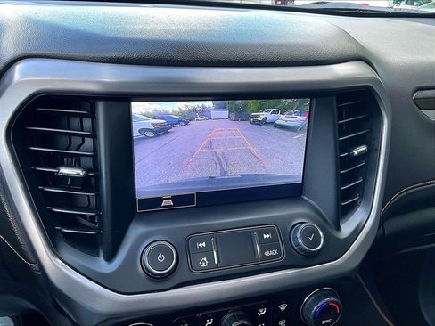 Used 2023 GMC Acadia AT4 w/ Preferred Package AWD/4WD image 19