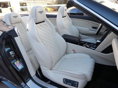 Used 2017 Bentley Continental GT V8 S image 22