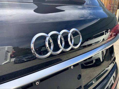 Used 2023 Audi Q7 3.0T Prestige image 33