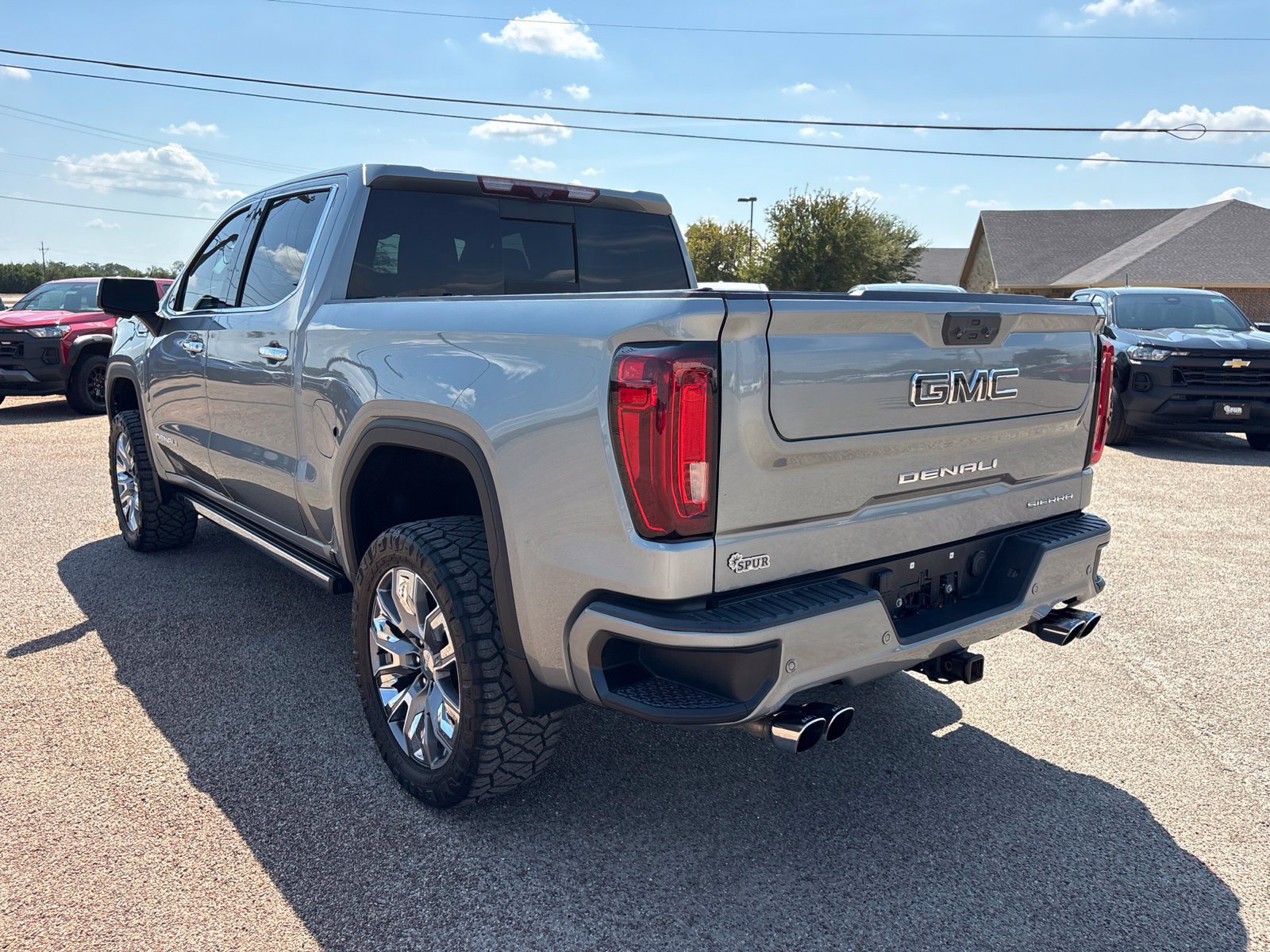 Used 2023 GMC Sierra 1500 Denali w/ Denali Reserve Package AWD/4WD image 4