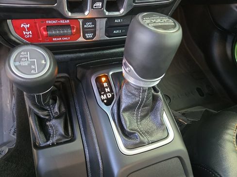 Used 2025 Jeep Wrangler Unlimited Rubicon 392 AWD/4WD image 32