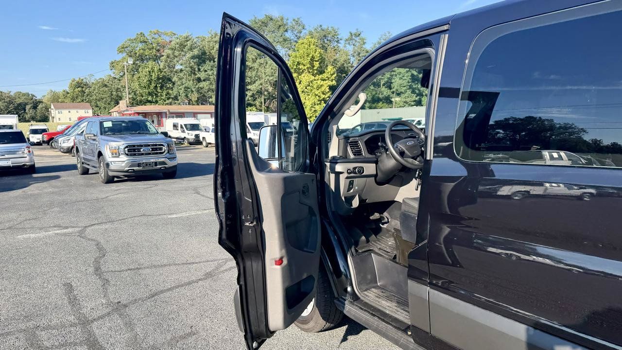 Used 2021 Ford Transit 350 XLT RWD image 15