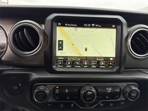 Used 2018 Jeep Wrangler Unlimited Sahara image 20