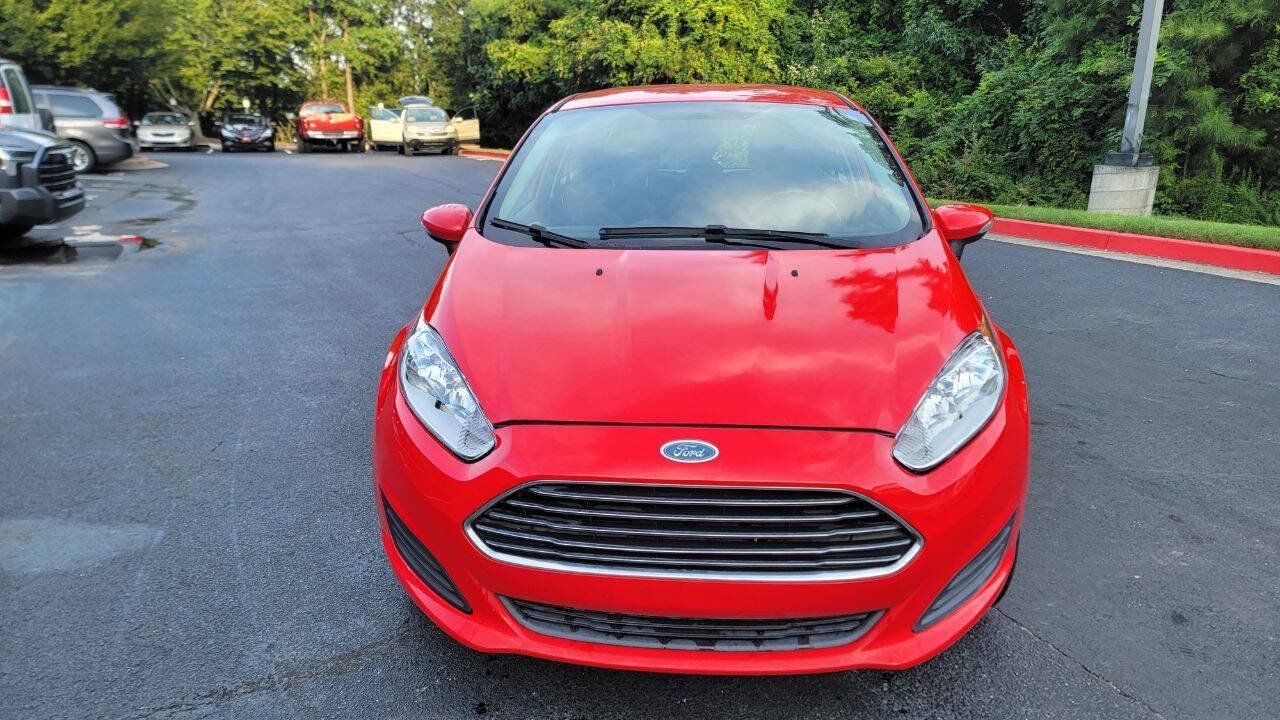 Used 2014 Ford Fiesta SE FWD image 2