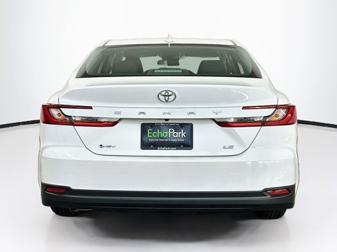 Used 2025 Toyota Camry LE FWD image 7