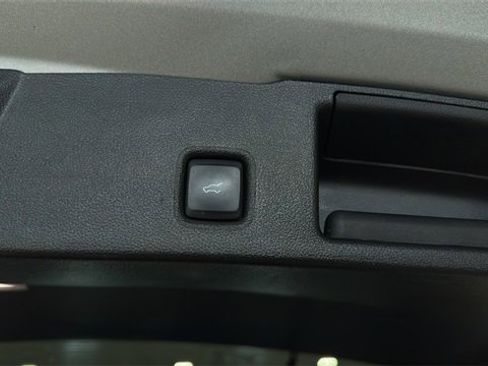 Used 2024 Ford Escape Platinum image 28