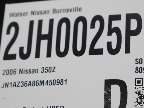 Used 2006 Nissan 350Z Touring RWD image 31