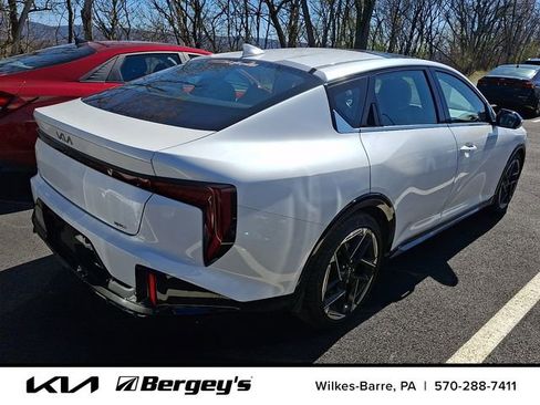 Certified 2025 Kia K4 GT-Line w/ GT-Line Premium Package image 5