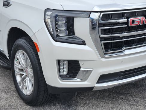 Used 2024 GMC Yukon SLT AWD/4WD image 10