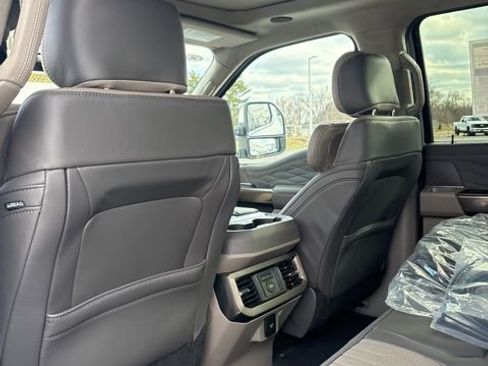 New 2026 Ford F350 Platinum w/ Platinum Plus Package AWD/4WD image 25