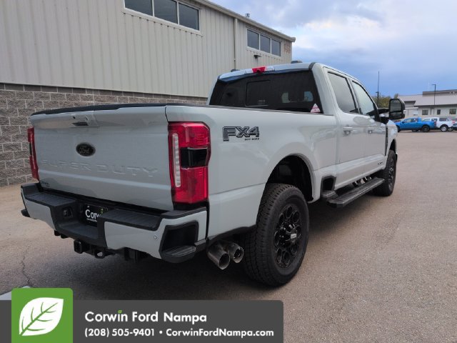 New 2026 Ford F350 Lariat w/ Black Appearance Package AWD/4WD image 3