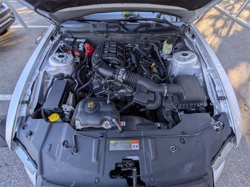 Used 2014 Ford Mustang V6 image 12
