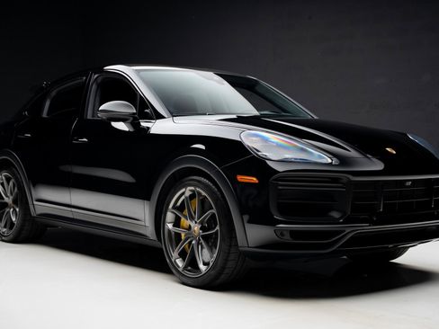 Used 2023 Porsche Cayenne Turbo GT image 87