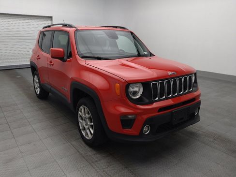 Used 2020 Jeep Renegade Latitude w/ Cold Weather Group AWD/4WD image 13
