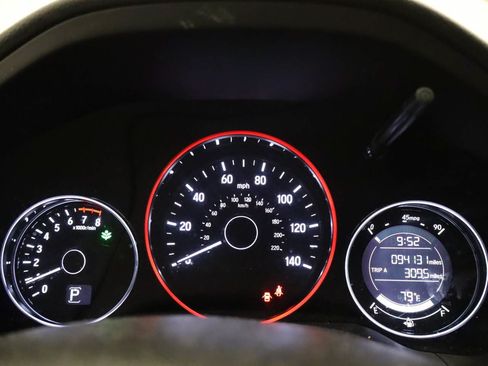 Used 2017 Honda HR-V EX image 4