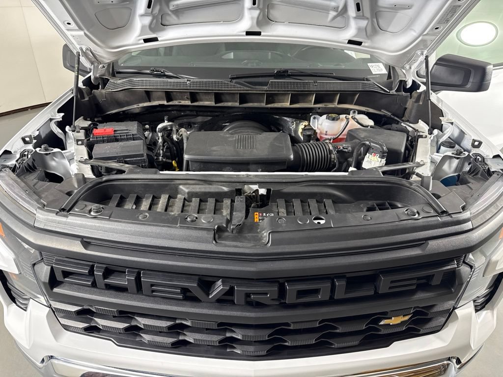 Used 2025 Chevrolet Silverado 1500 W/T RWD image 37