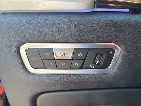 Used 2023 BMW X5 xDrive40i w/ Premium Package AWD/4WD image 18