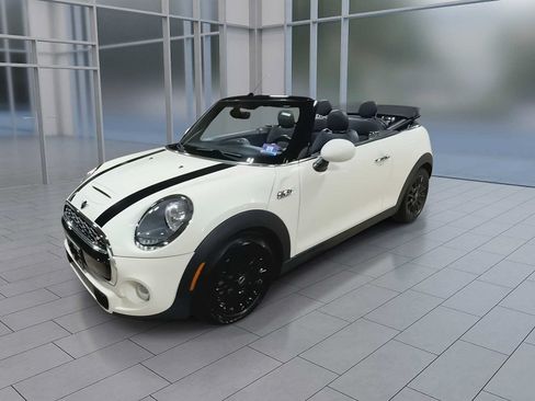 Used 2019 MINI Cooper S FWD image 4