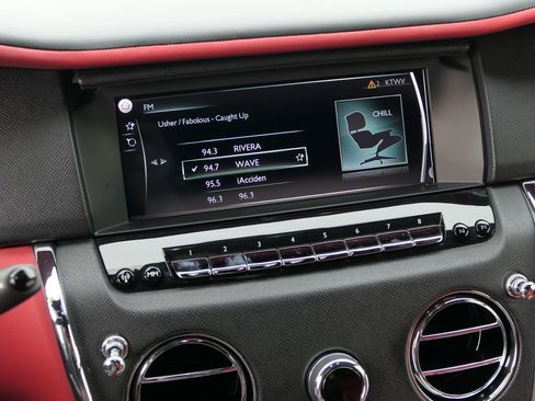 Used 2022 Rolls-Royce Cullinan AWD/4WD image 20