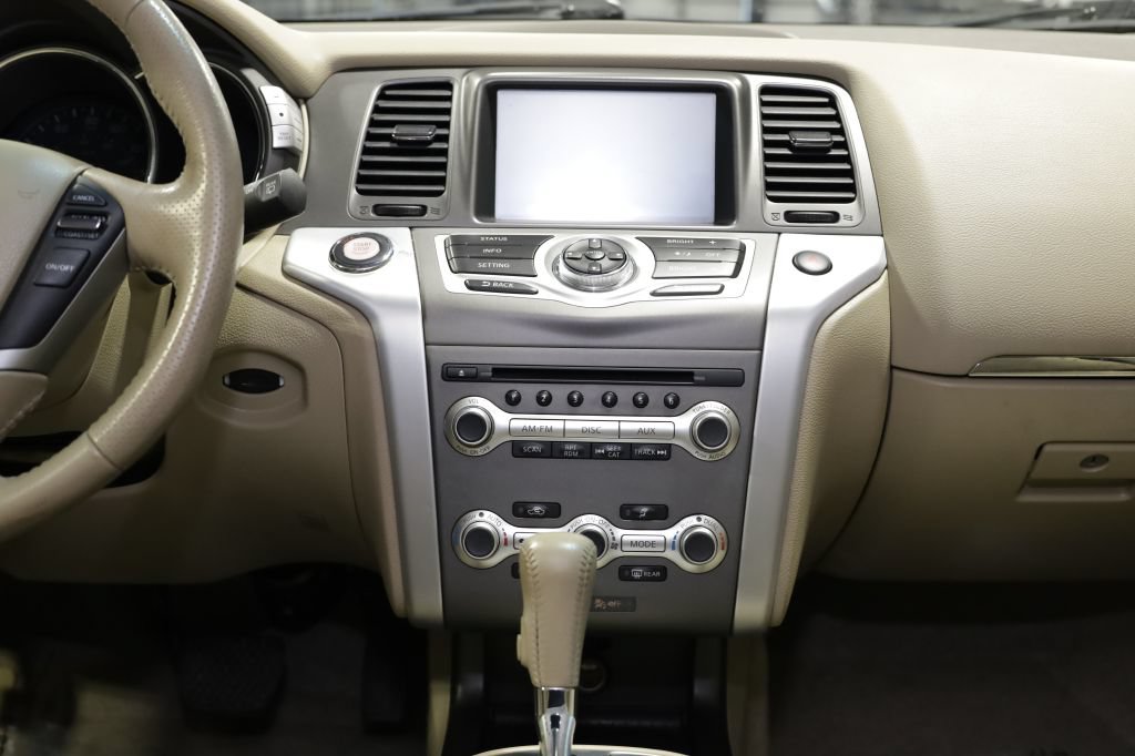 Used 2014 Nissan Murano SV AWD/4WD image 27