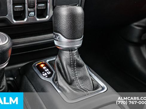 Used 2025 Jeep Wrangler Unlimited Sport AWD/4WD image 41