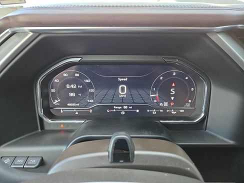 Used 2024 GMC Sierra 1500 Denali w/ Technology Package AWD/4WD image 17