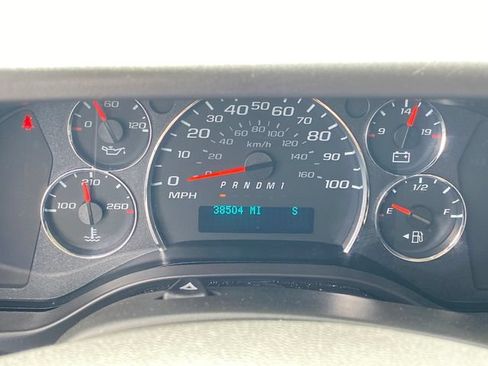 Certified 2025 Chevrolet Express 3500 LT w/ LT Preferred Equipment Group RWD image 9
