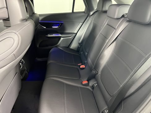 New 2025 Mercedes-Benz GLC 350e 4MATIC image 21