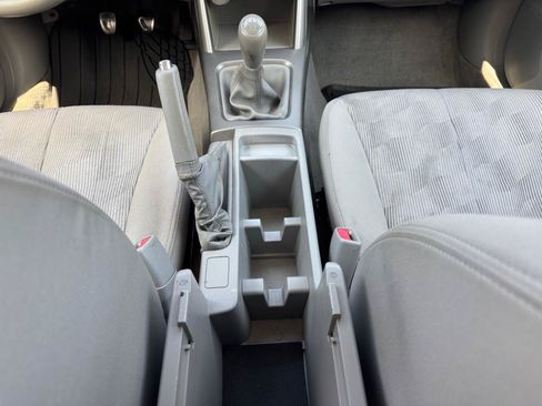 Used 2010 Subaru Forester 2.5X AWD/4WD image 12