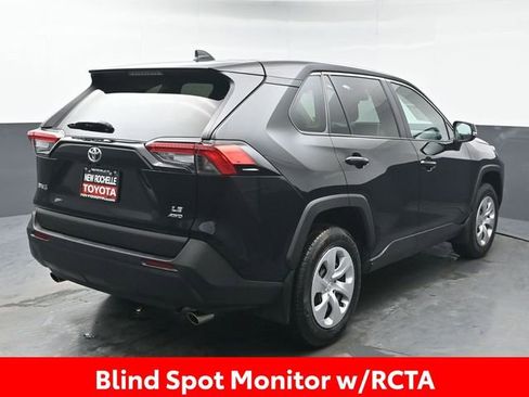 Certified 2024 Toyota RAV4 LE image 7